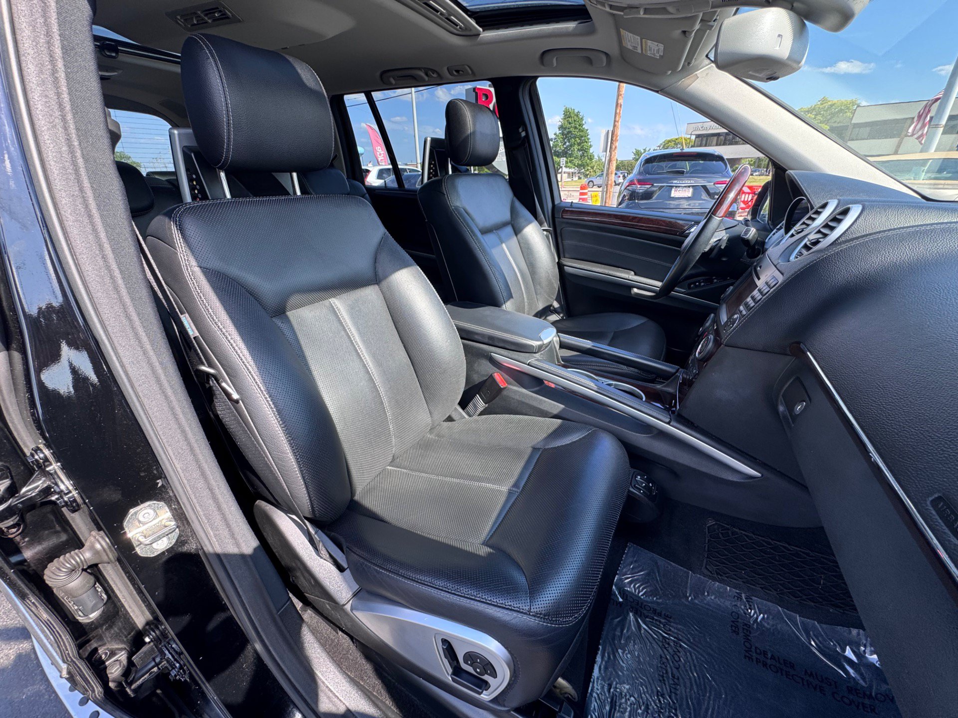 Used 2009 Mercedes-Benz GL 550 4MATIC image 30