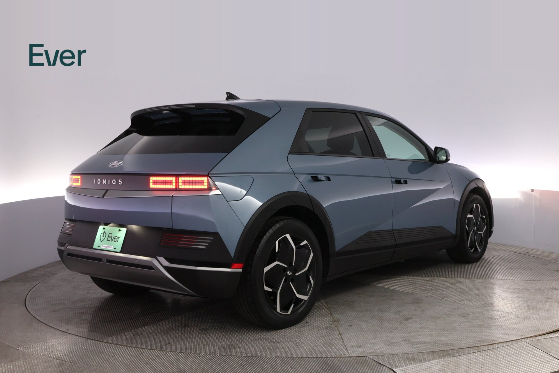 Used 2024 Hyundai Ioniq 5 SEL RWD image 3
