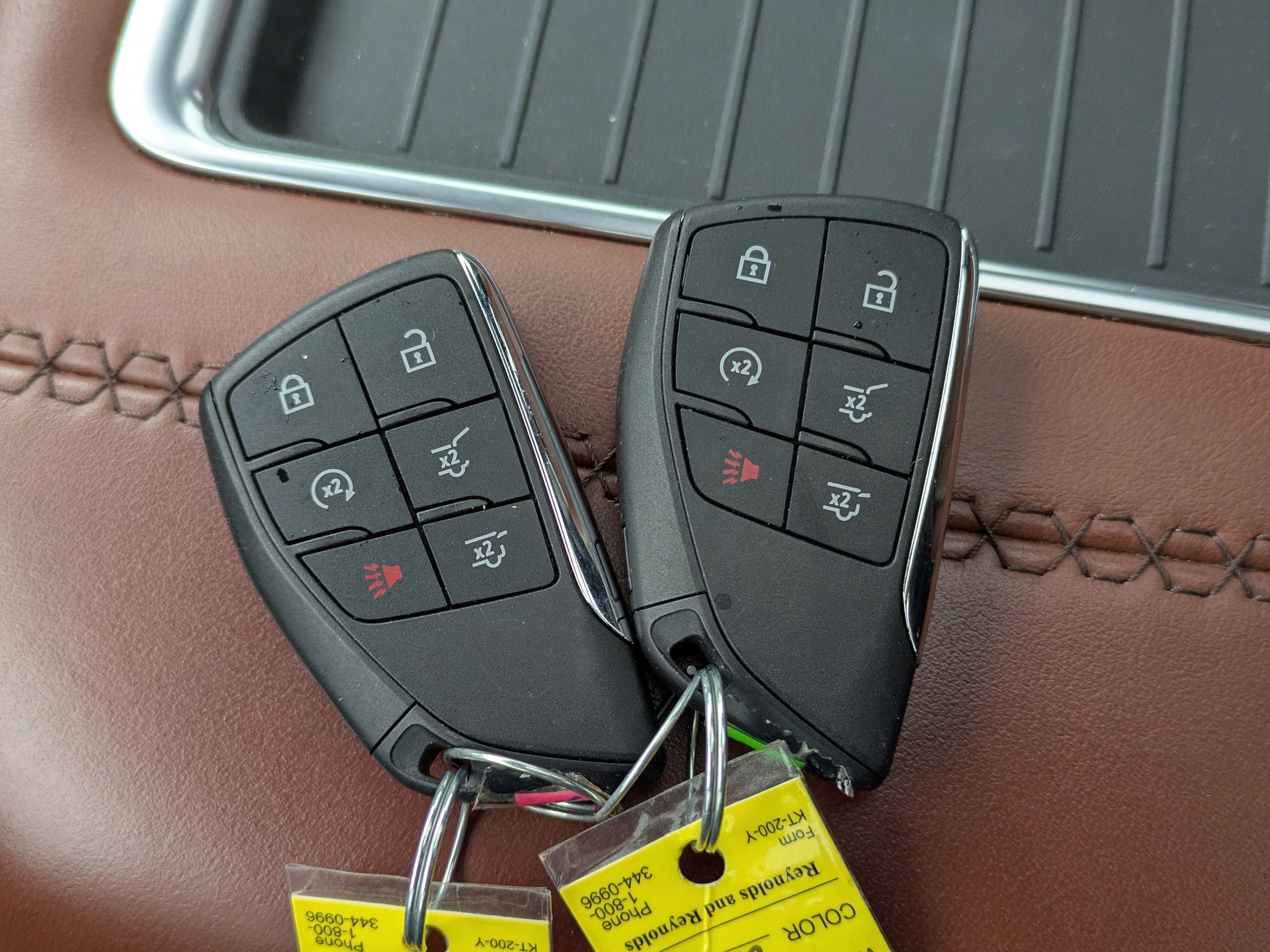 Used 2023 GMC Yukon Denali Ultimate image 35