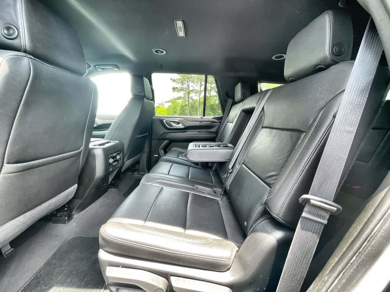 Used 2023 Chevrolet Tahoe LT w/ Luxury Package RWD image 24