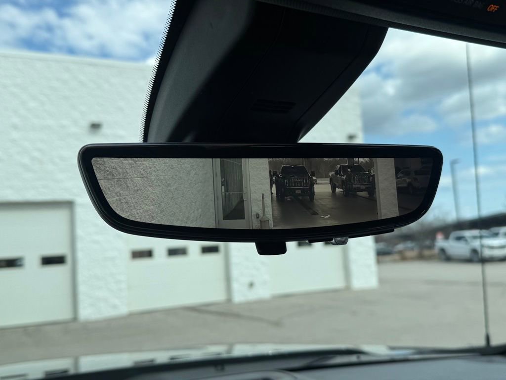 Used 2019 Chevrolet Silverado 1500 High Country w/ Technology Package image 30