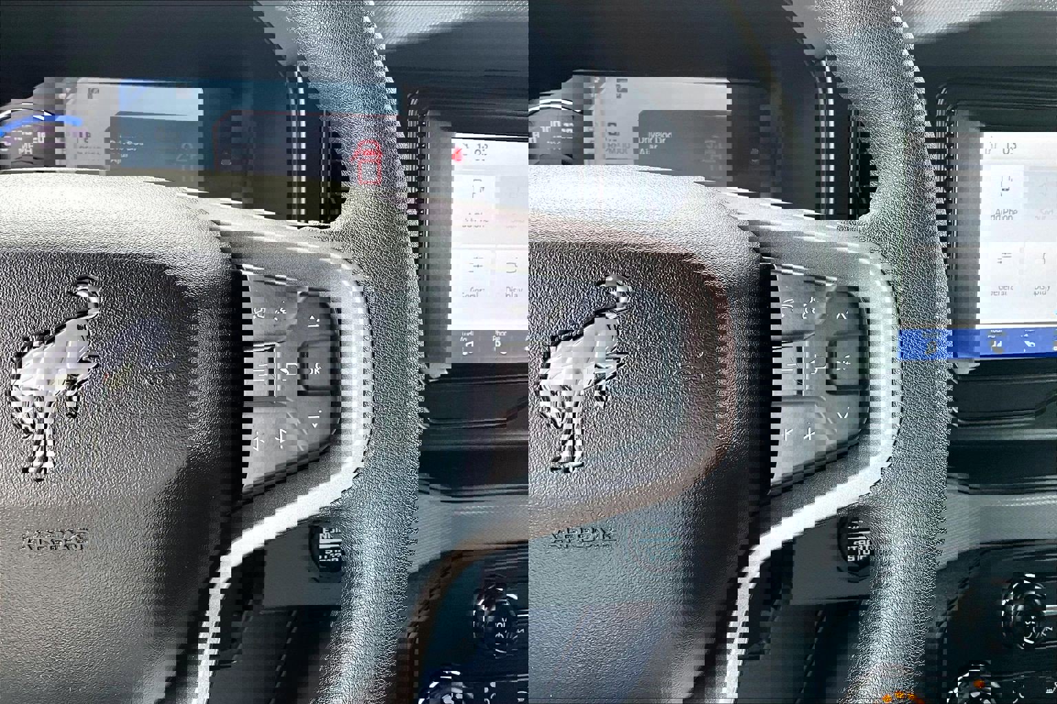 Used 2022 Ford Bronco 4-Door AWD/4WD image 12