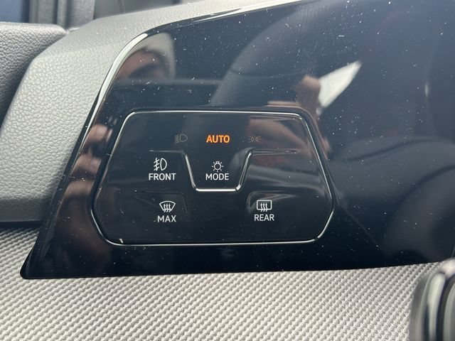 New 2026 Volkswagen GTI SE FWD image 20