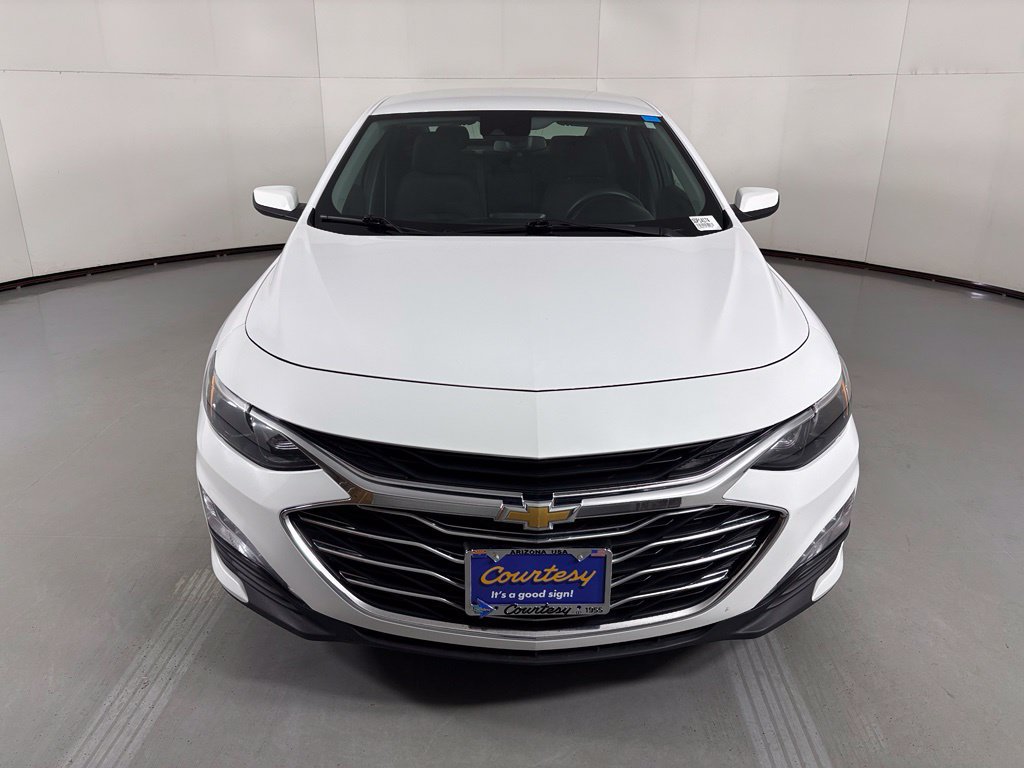Used 2024 Chevrolet Malibu LT FWD image 2