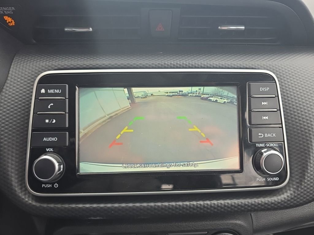 Used 2022 Nissan Kicks S image 20