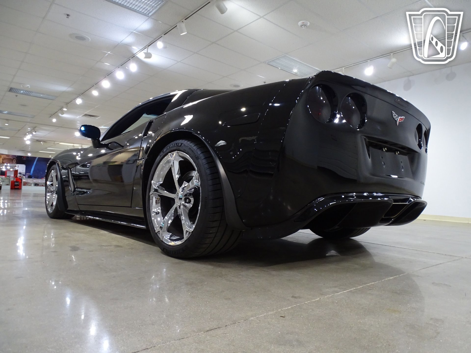 Used 2006 Chevrolet Corvette Coupe w/ Performance Package image 10
