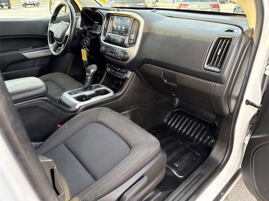 Used 2022 Chevrolet Colorado LT w/ Fleet Safety Package image 28
