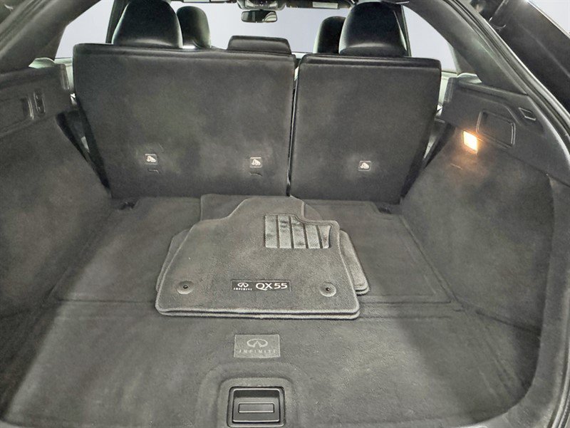Used 2023 INFINITI QX55 Luxe w/ Accent Package AWD/4WD image 21