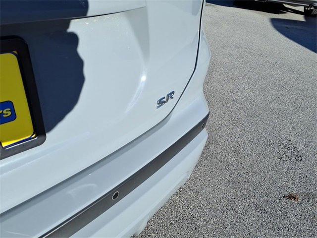 Used 2023 Nissan Kicks SR image 5