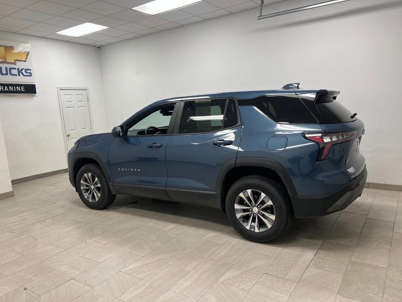 Used 2025 Chevrolet Equinox LT image 15
