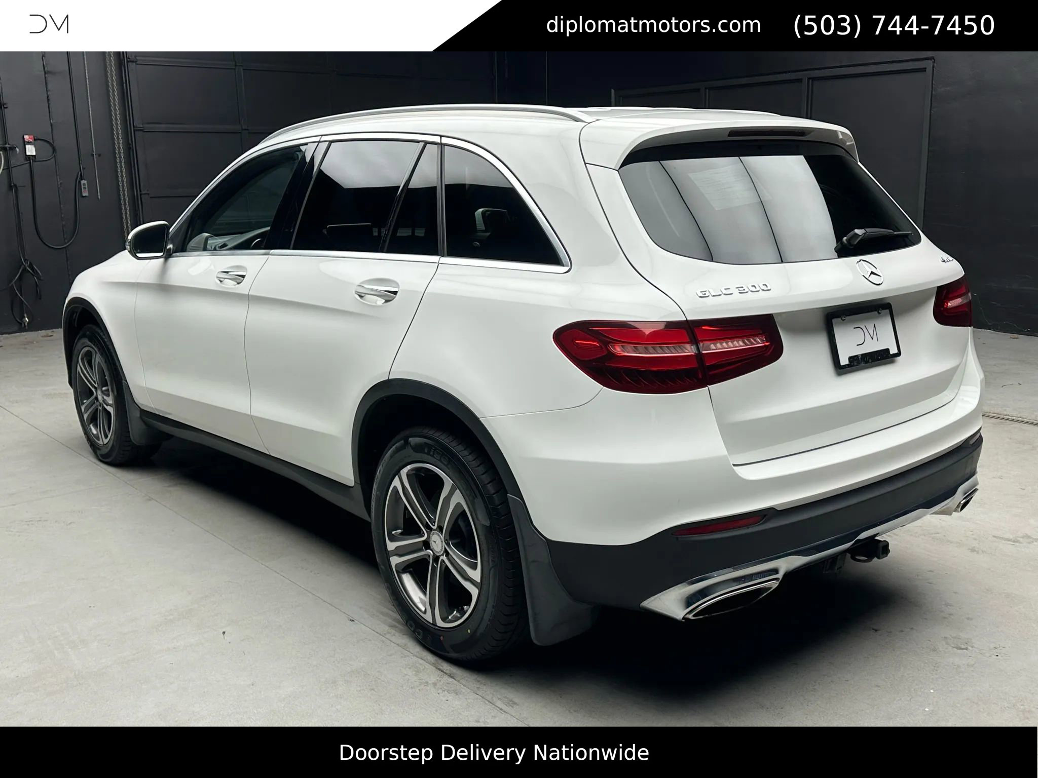 Used 2017 Mercedes-Benz GLC 300 4MATIC image 5