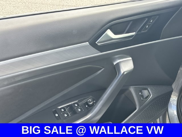 Certified 2024 Volkswagen Jetta SE w/ Panoramic Sunroof Package FWD image 16