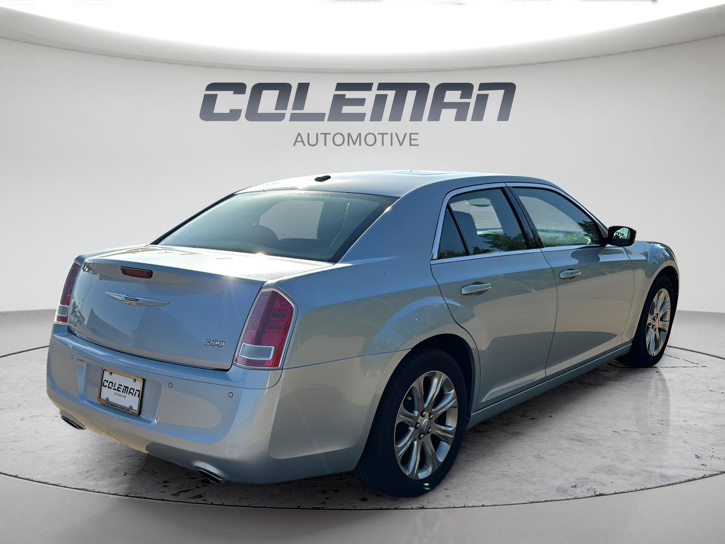 Used 2013 Chrysler 300 S AWD/4WD image 5