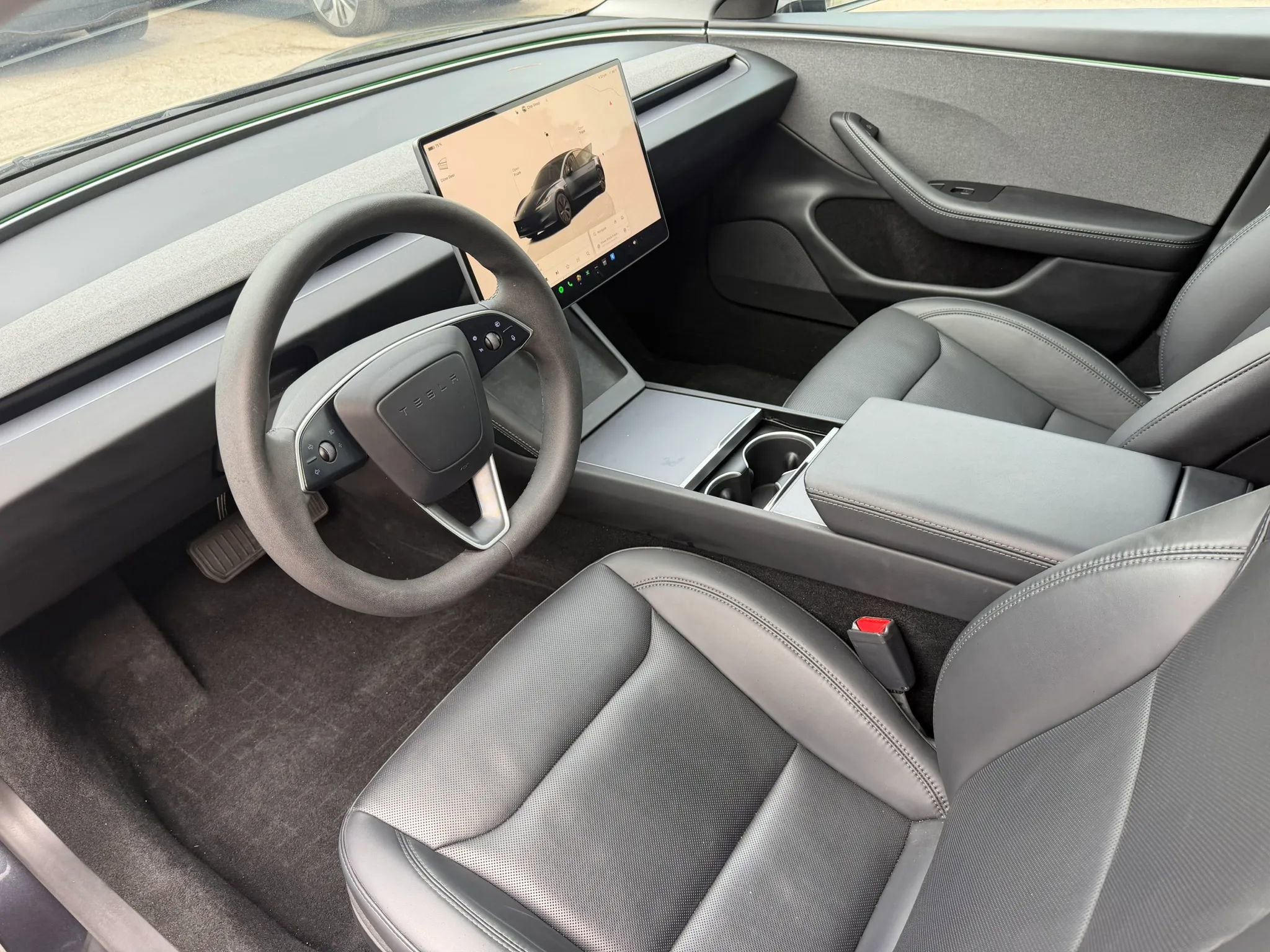 Used 2024 Tesla Model 3 Standard Range RWD image 14