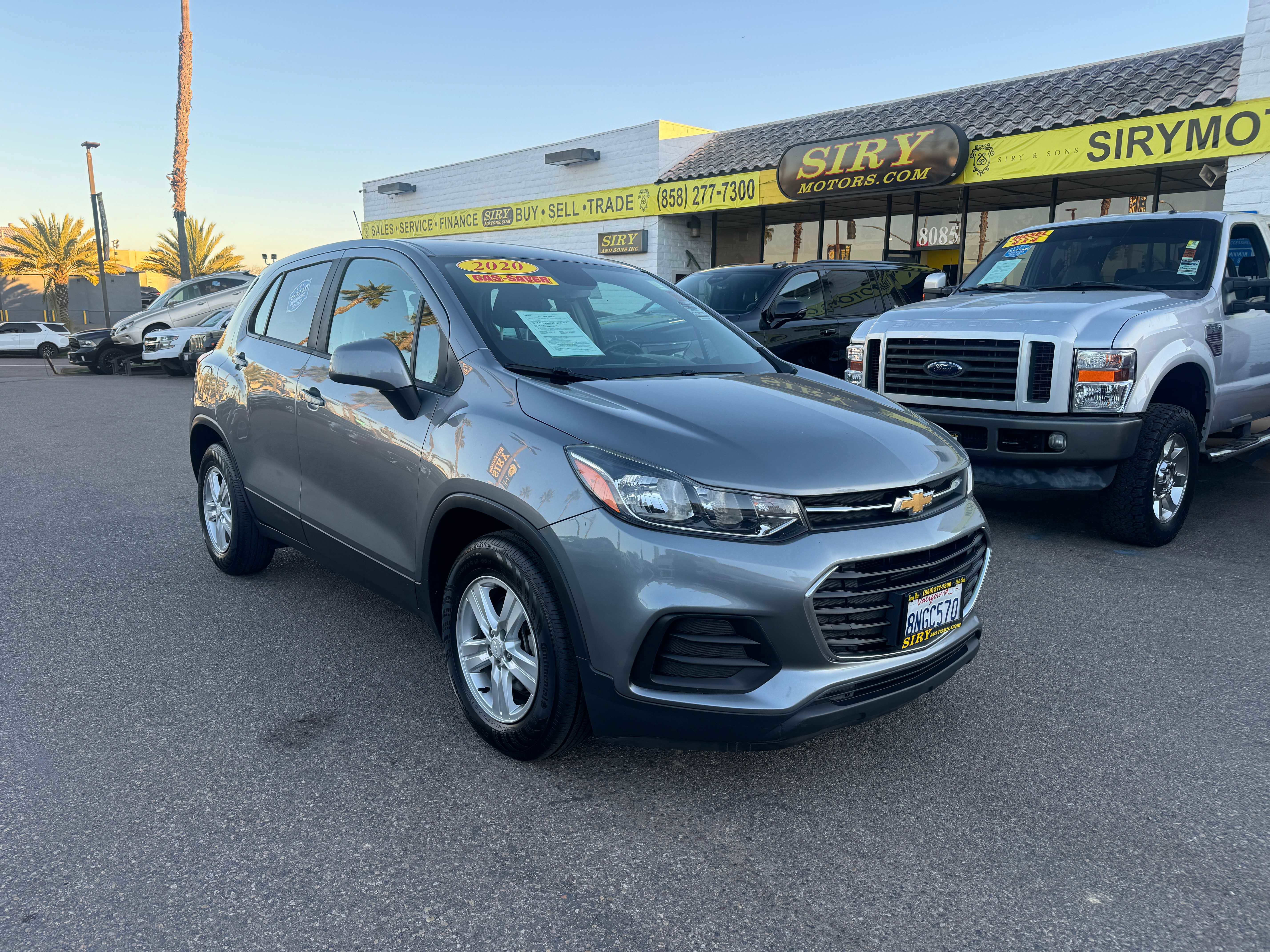 Used 2020 Chevrolet Trax LS image 1