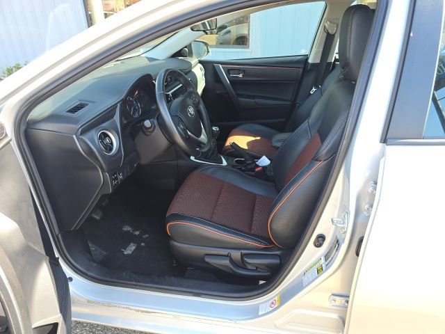 Used 2018 Toyota Corolla SE image 13