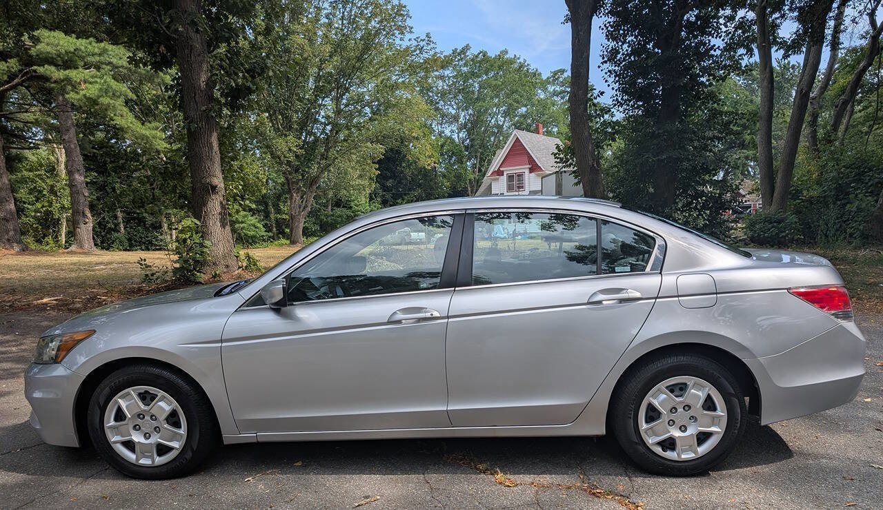 Used 2011 Honda Accord LX image 7