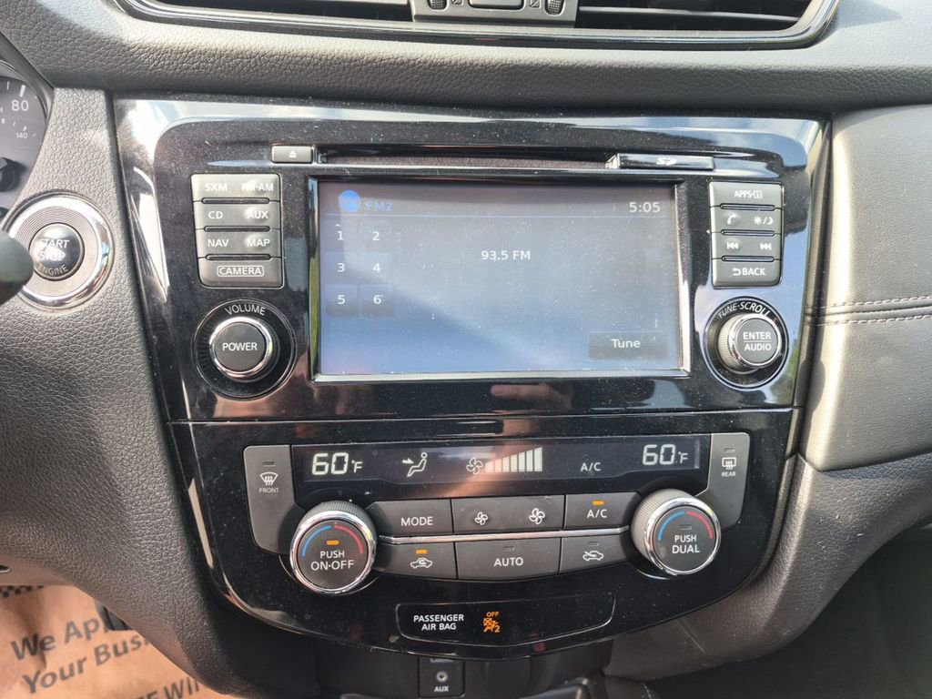 Used 2017 Nissan Rogue SL w/ SL Premium Package image 7