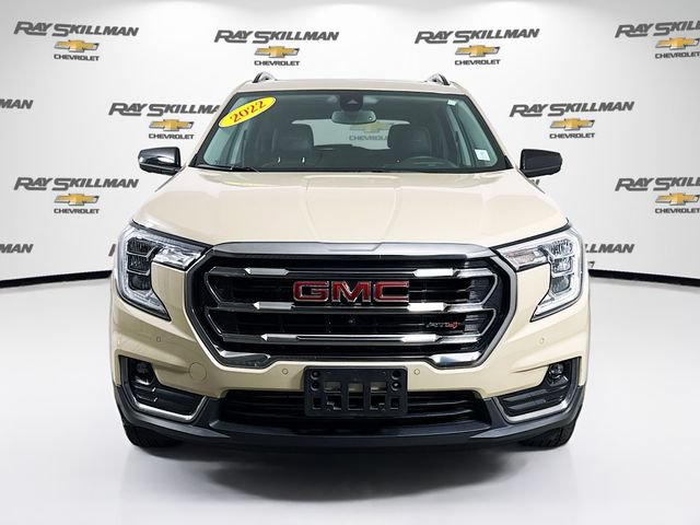 Used 2022 GMC Terrain AT4 w/ Infotainment Package II AWD/4WD image 2
