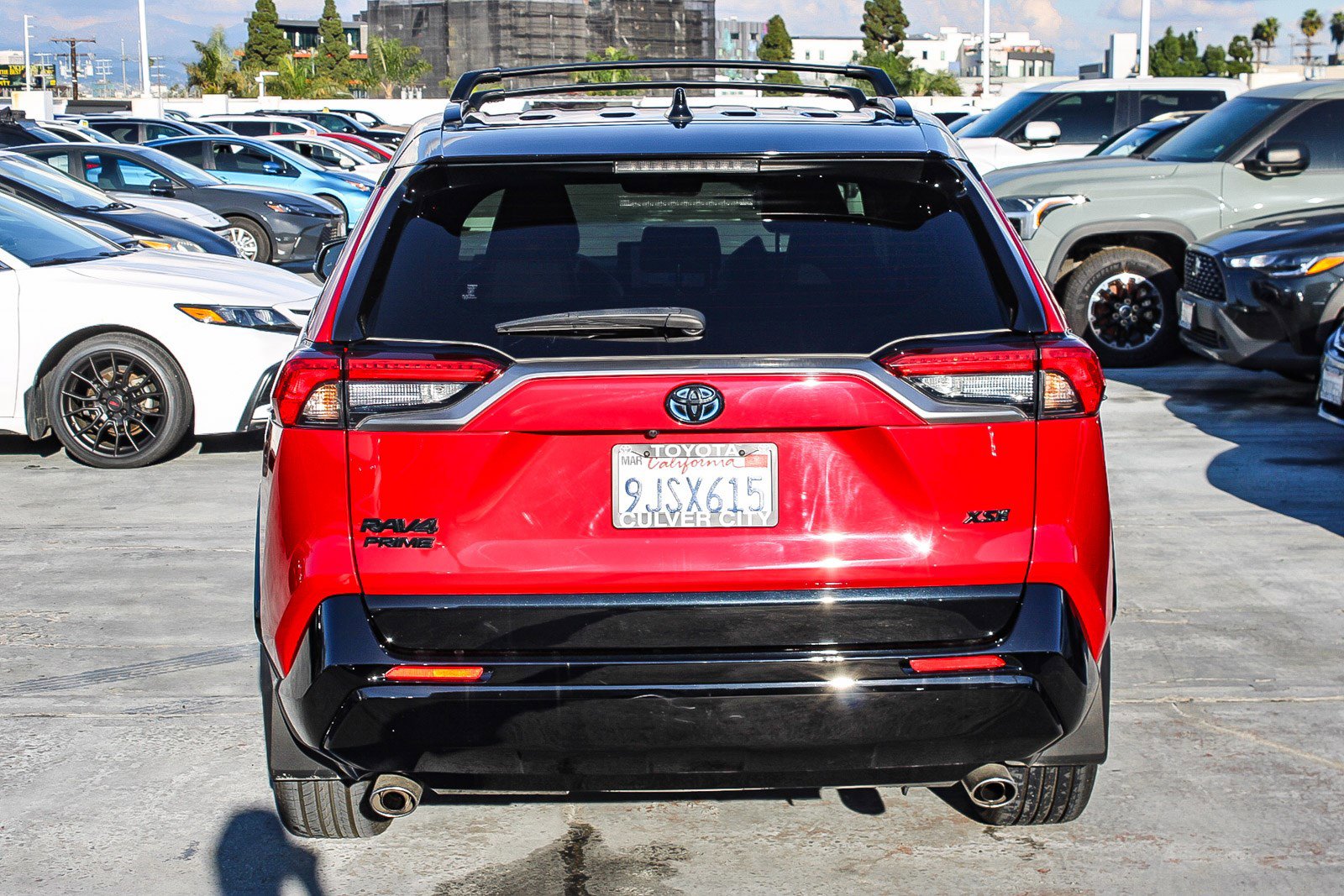 Used 2023 Toyota RAV4 XSE w/ Weather Package image 9