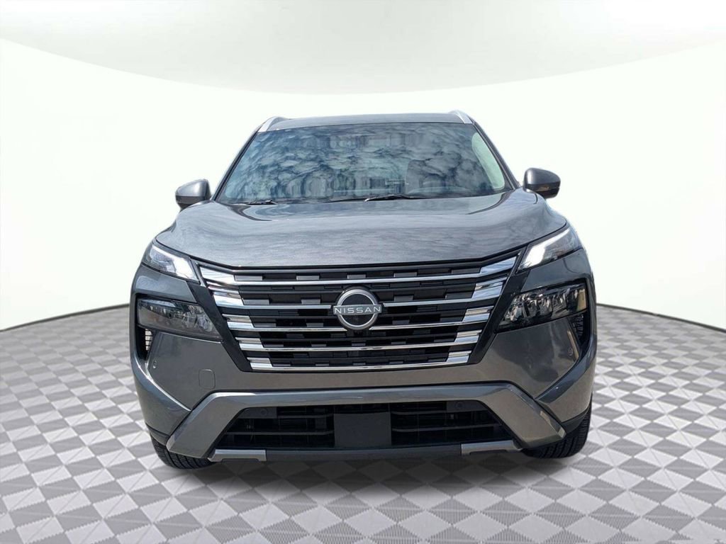 Used 2026 Nissan Rogue SL FWD image 8