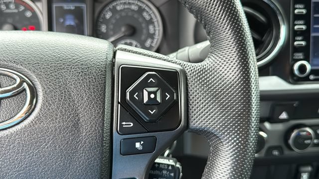 Certified 2022 Toyota Tacoma TRD Sport AWD/4WD image 13