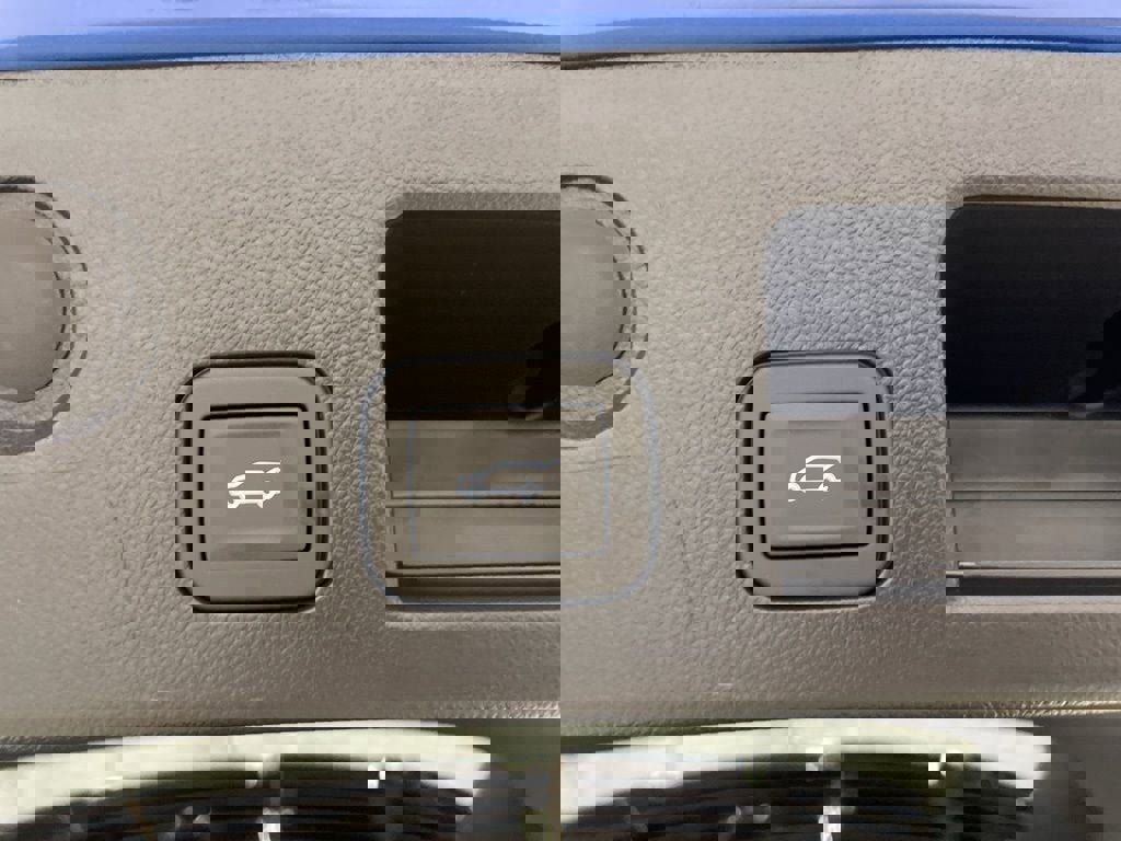 New 2026 Chevrolet Equinox ACTIV w/ Convenience Package III image 34