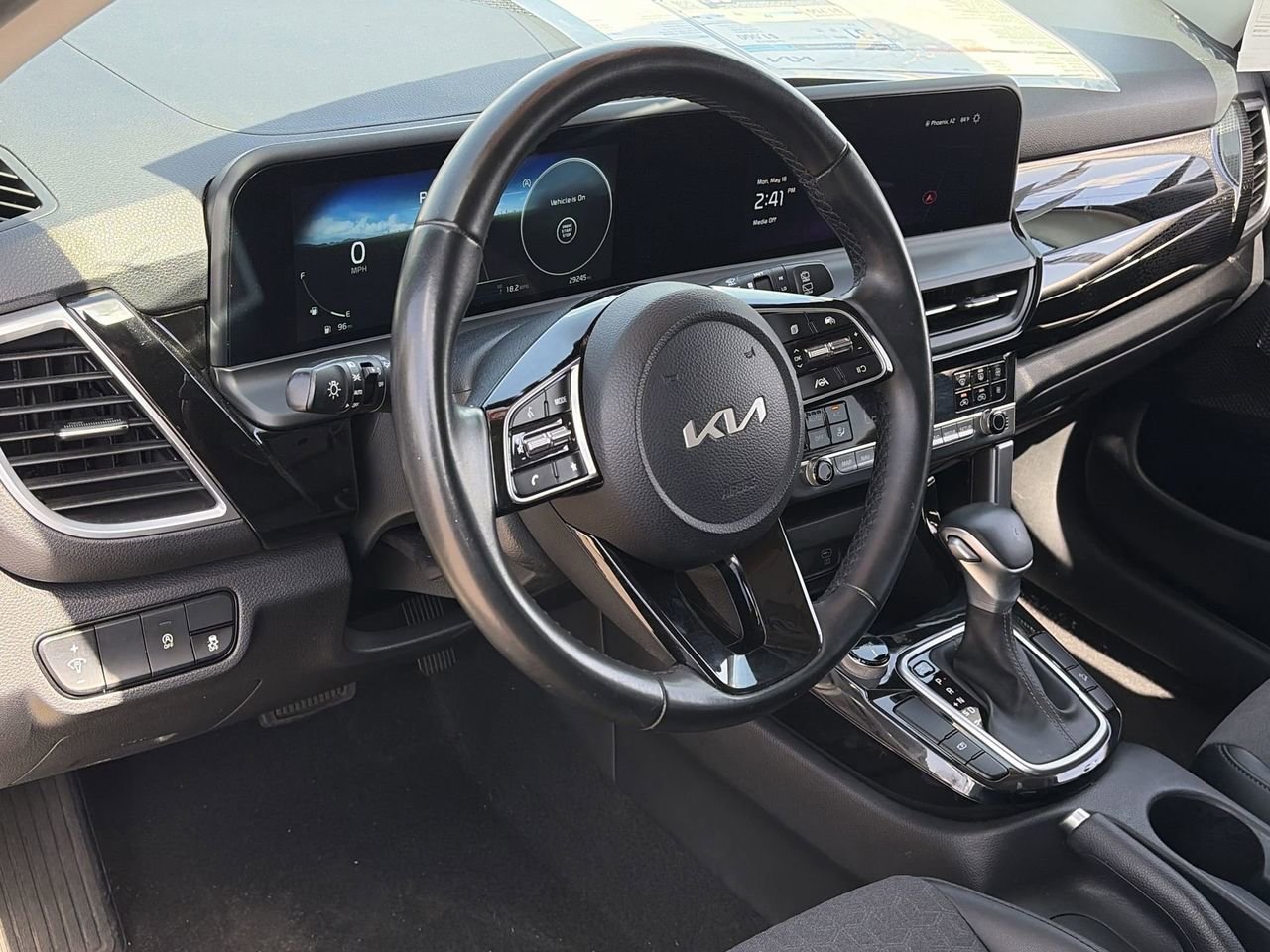 Certified 2024 Kia Seltos S FWD image 17