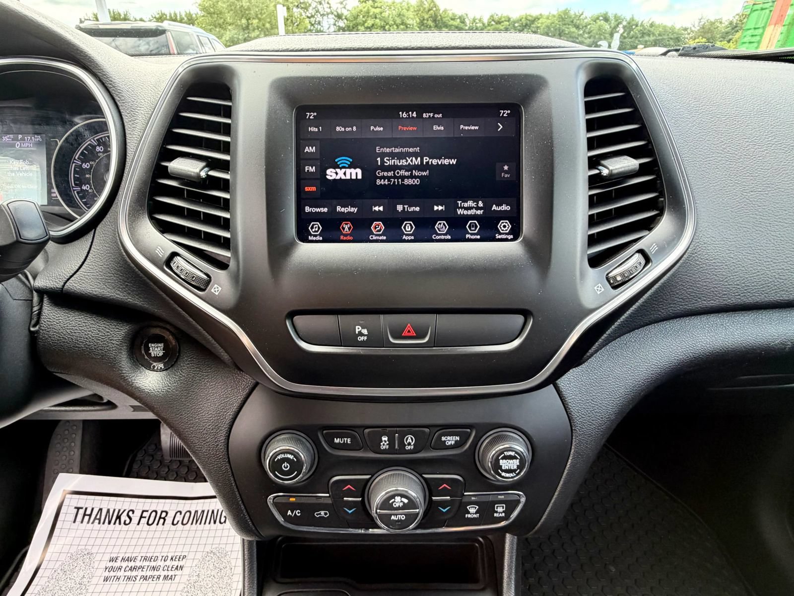 Used 2019 Jeep Cherokee Latitude Plus AWD/4WD image 36