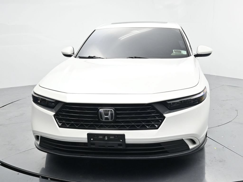 Used 2023 Honda Accord EX image 3