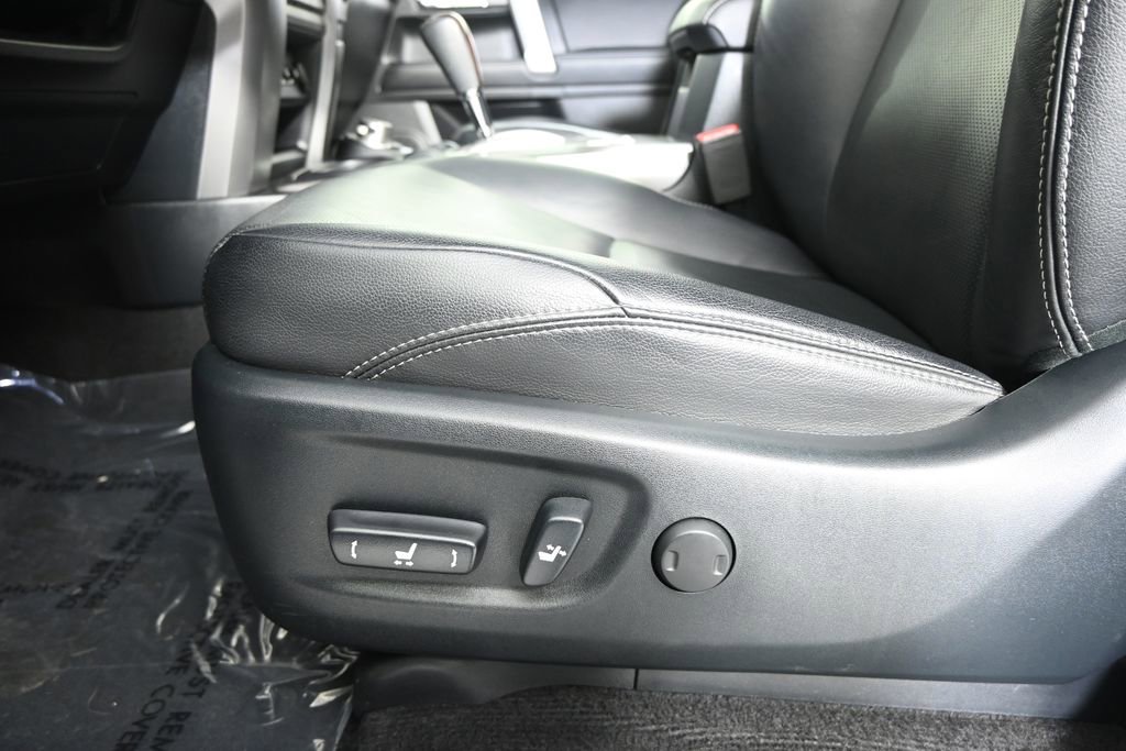 Used 2024 Toyota 4Runner Limited image 22