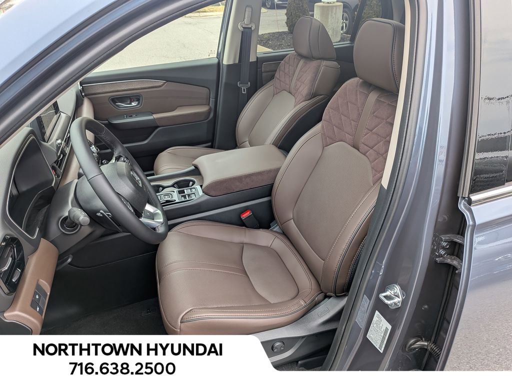 Used 2026 Honda Pilot Elite image 11