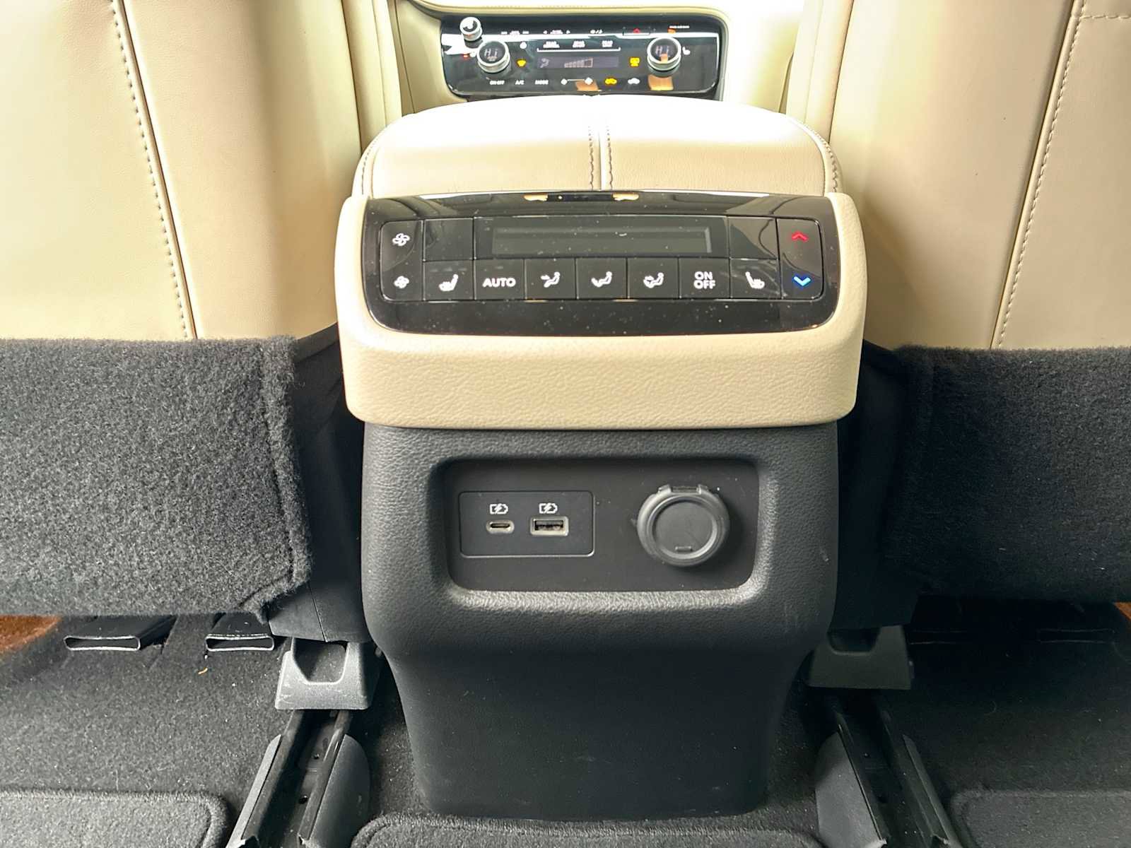 Used 2023 INFINITI QX60 Luxe image 22