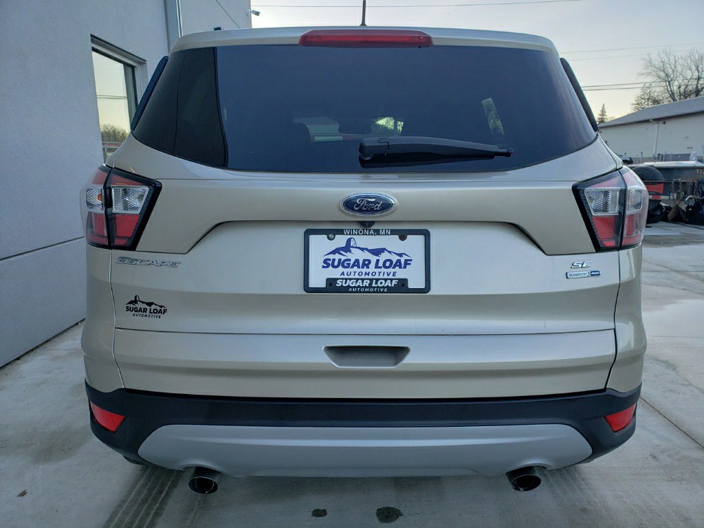Used 2017 Ford Escape SE image 5