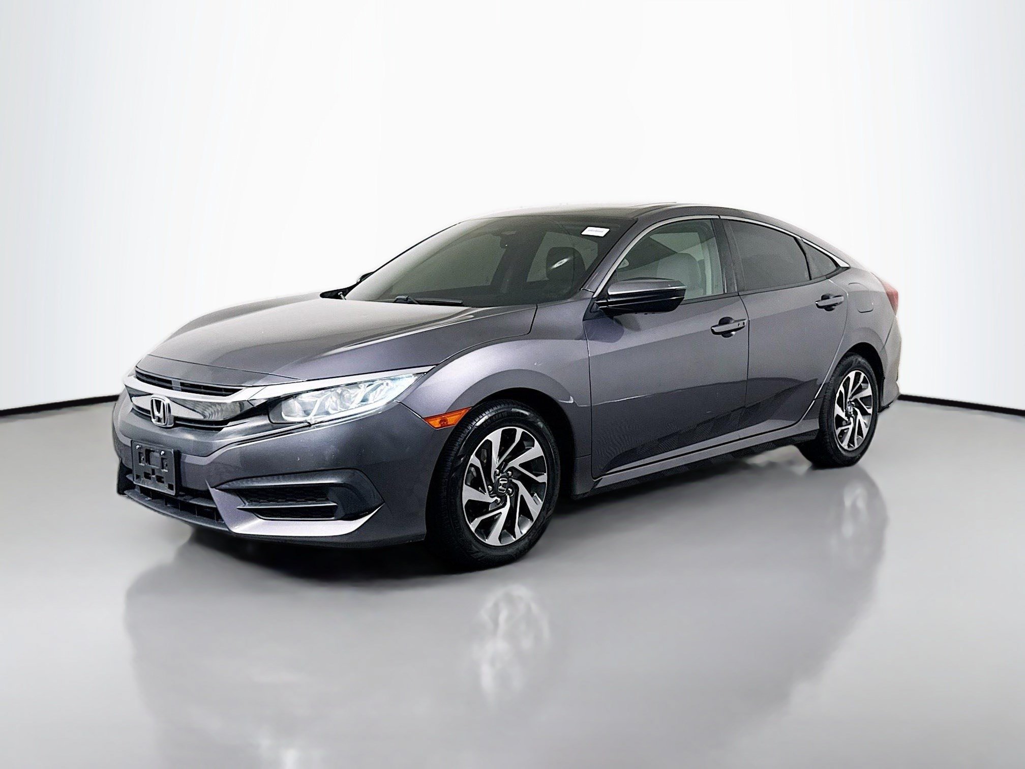 Used 2018 Honda Civic EX image 4