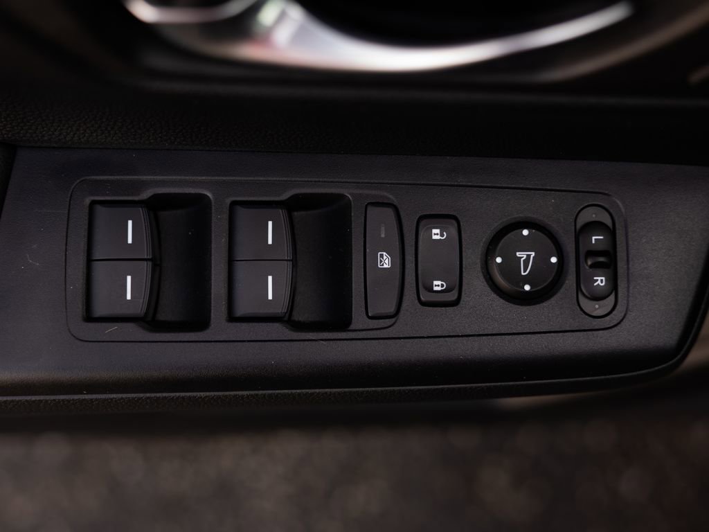 Used 2025 Honda CR-V Sport-L image 27
