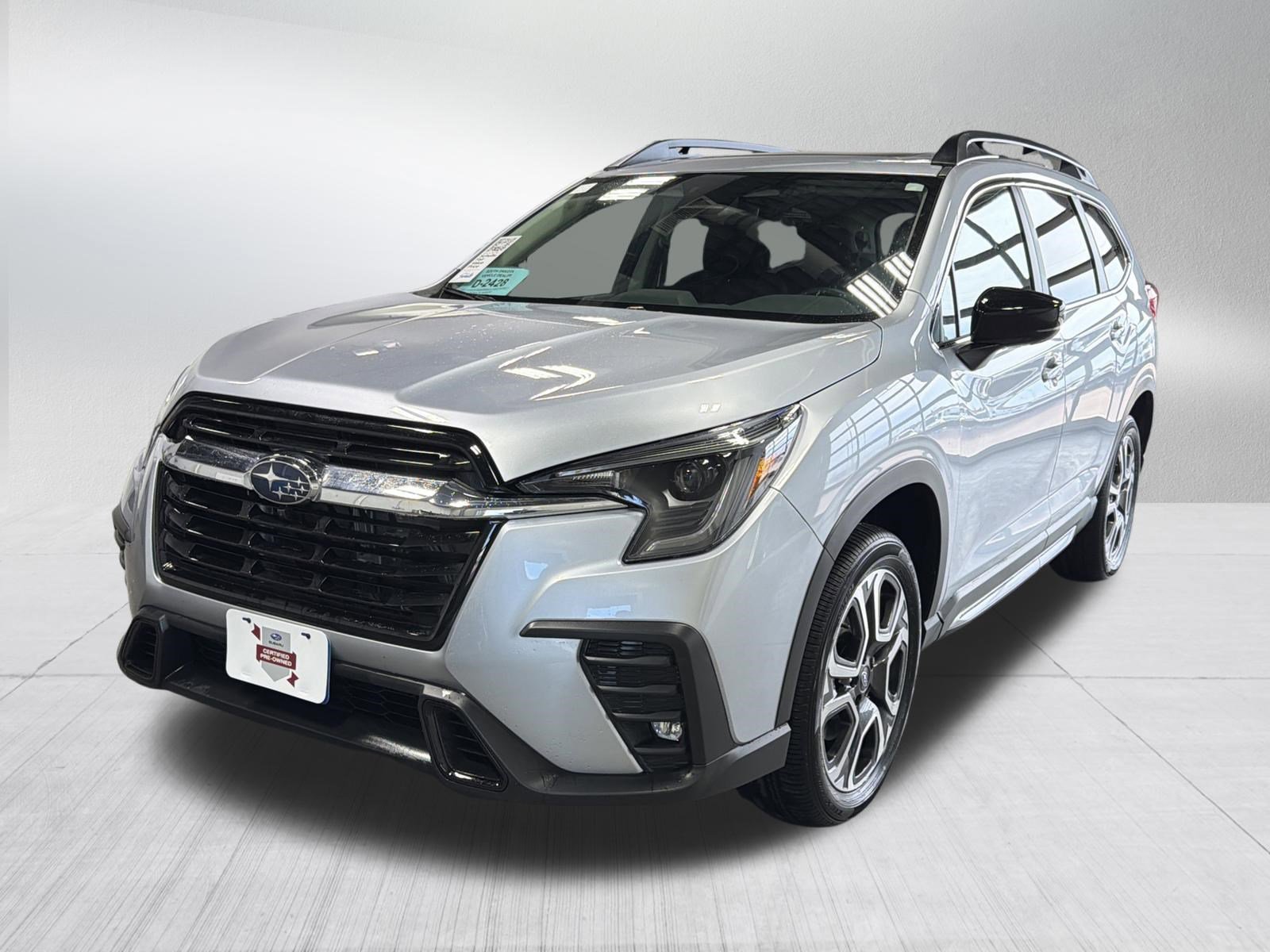 Certified 2025 Subaru Ascent Limited AWD/4WD image 3