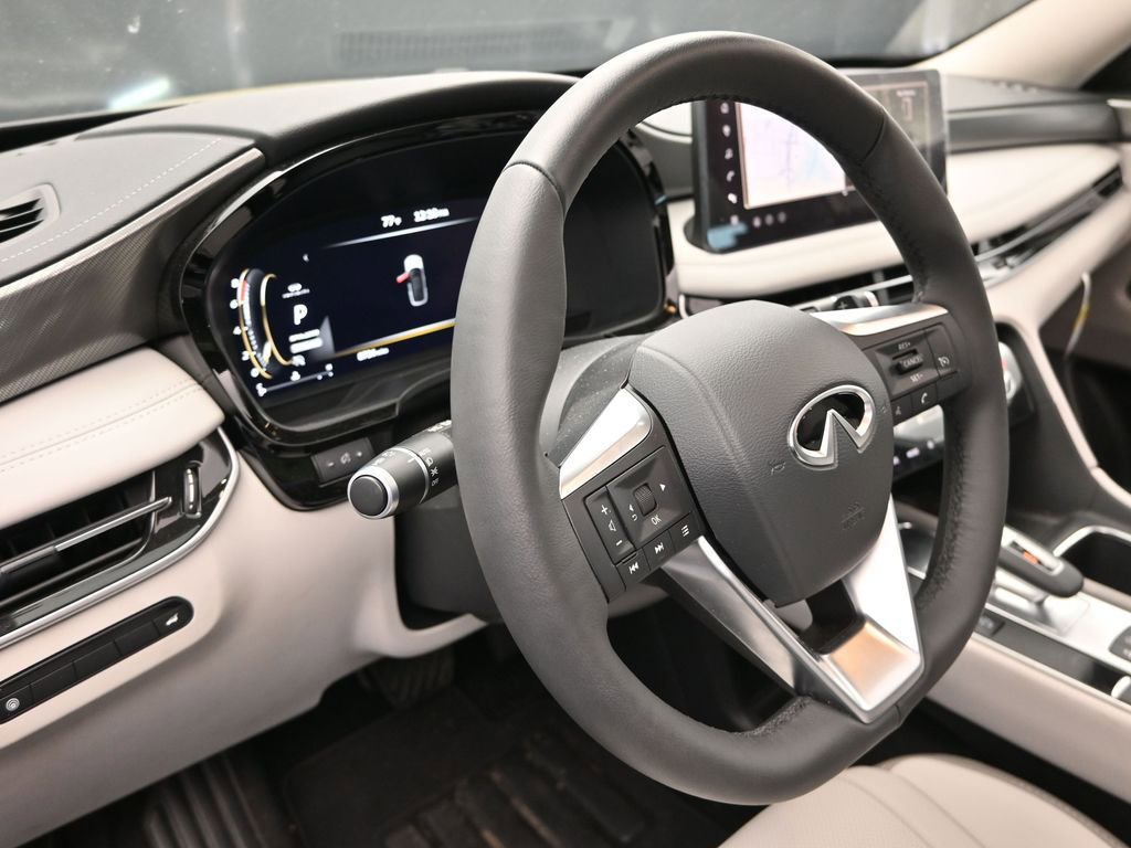 Used 2026 INFINITI QX60 Pure w/ Cargo Package image 12