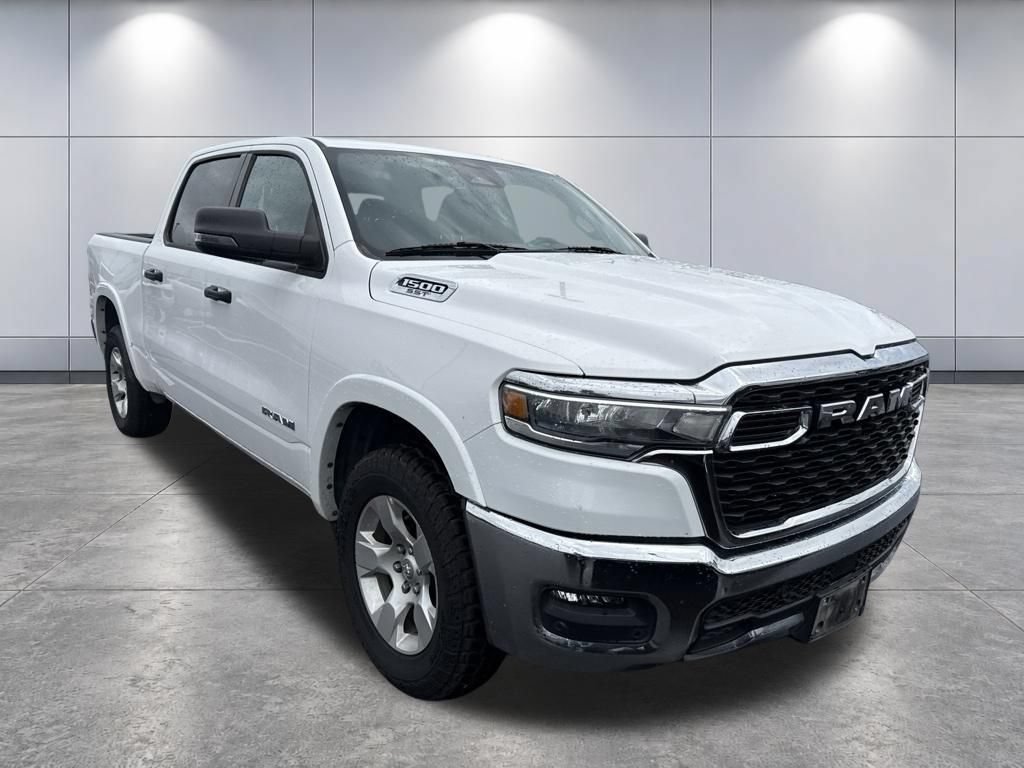Used 2025 RAM 1500 Big Horn AWD/4WD image 3