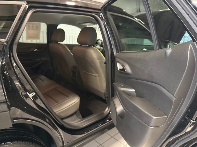 Used 2025 Chevrolet Trax ACTIV w/ Driver Confidence Package image 26