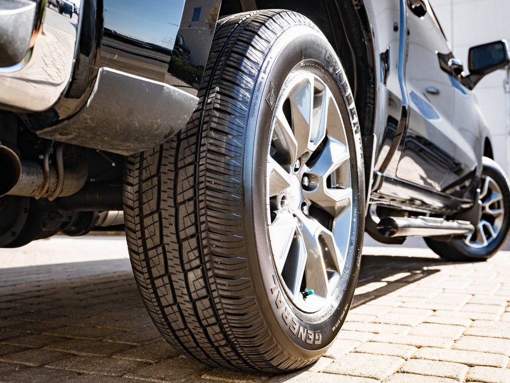 Used 2022 Chevrolet Silverado 1500 LT image 41