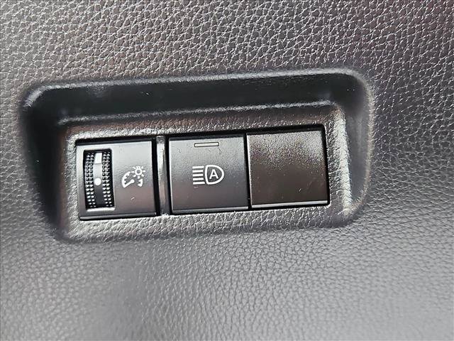 Certified 2025 Toyota RAV4 XLE AWD/4WD image 16