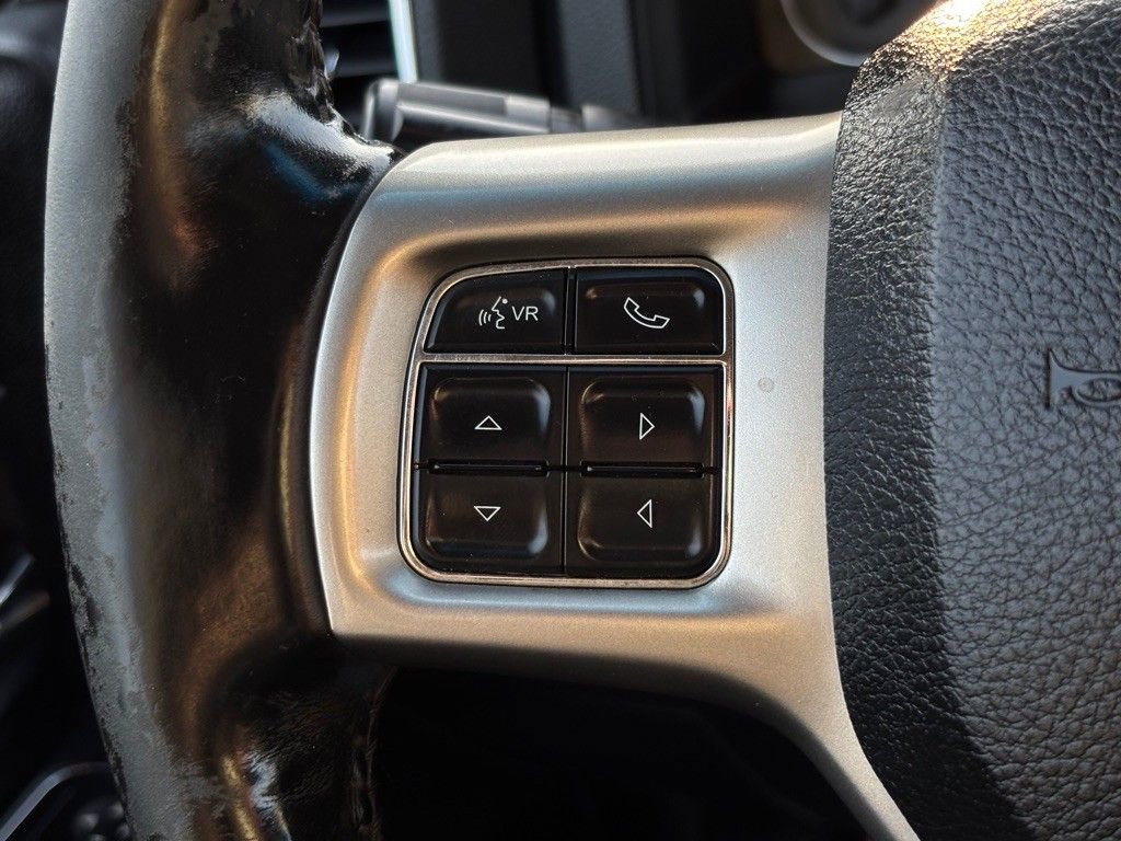 Used 2014 RAM 2500 Laramie image 32
