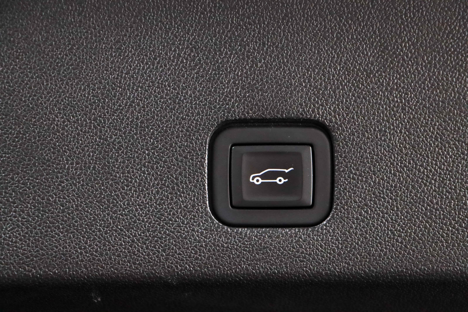 Used 2020 Cadillac XT6 Premium Luxury image 33