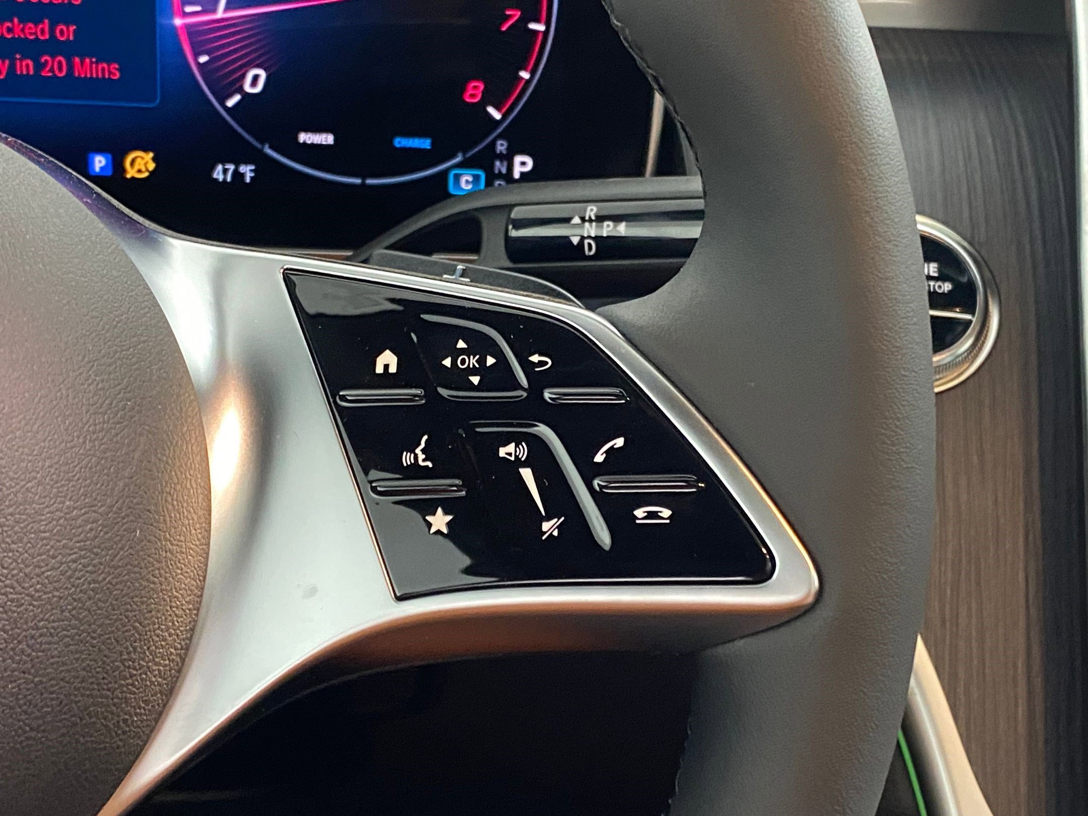 Used 2026 Mercedes-Benz GLC 300 4MATIC image 29