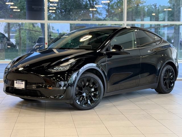 Used 2021 Tesla Model Y Long Range AWD/4WD image 1