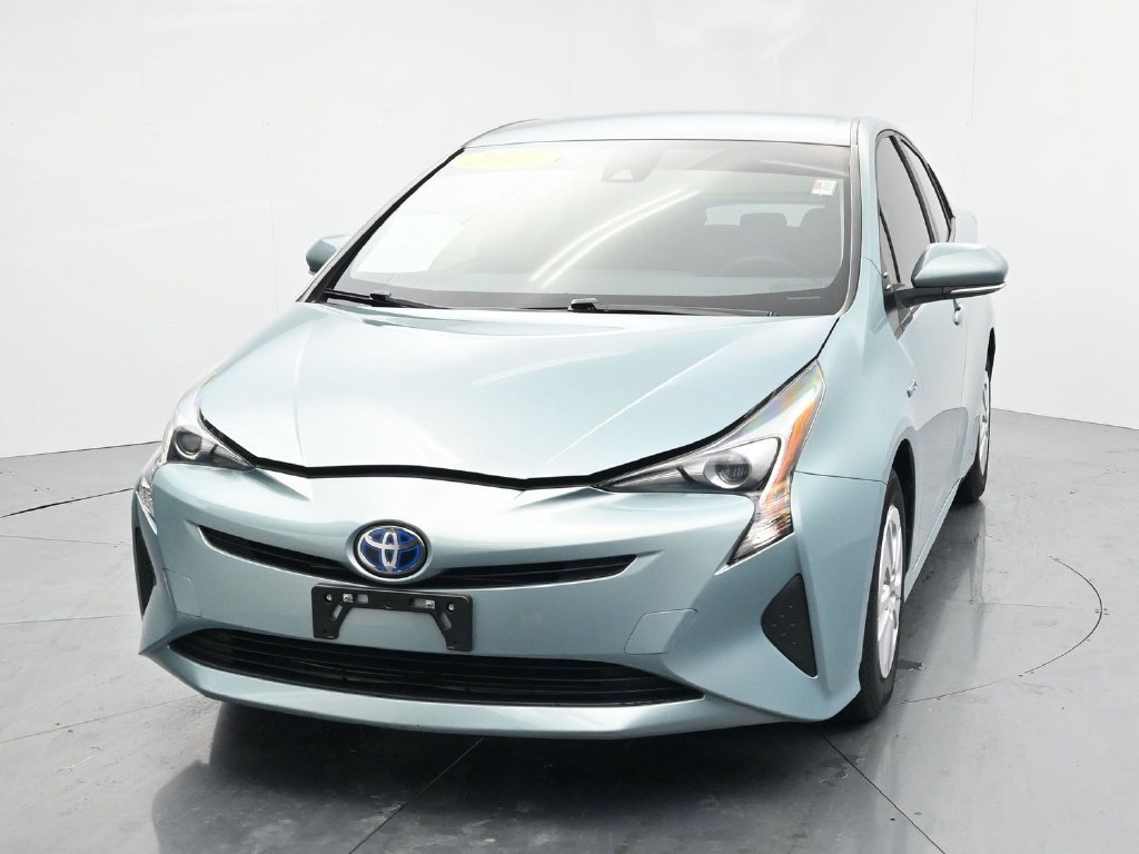 Used 2017 Toyota Prius Two FWD image 3