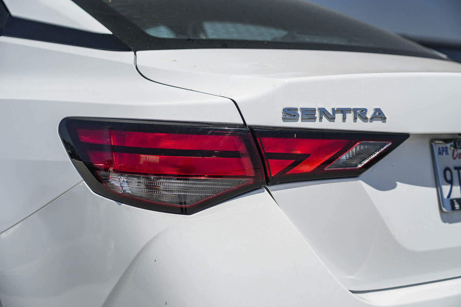 Used 2024 Nissan Sentra SV FWD image 9