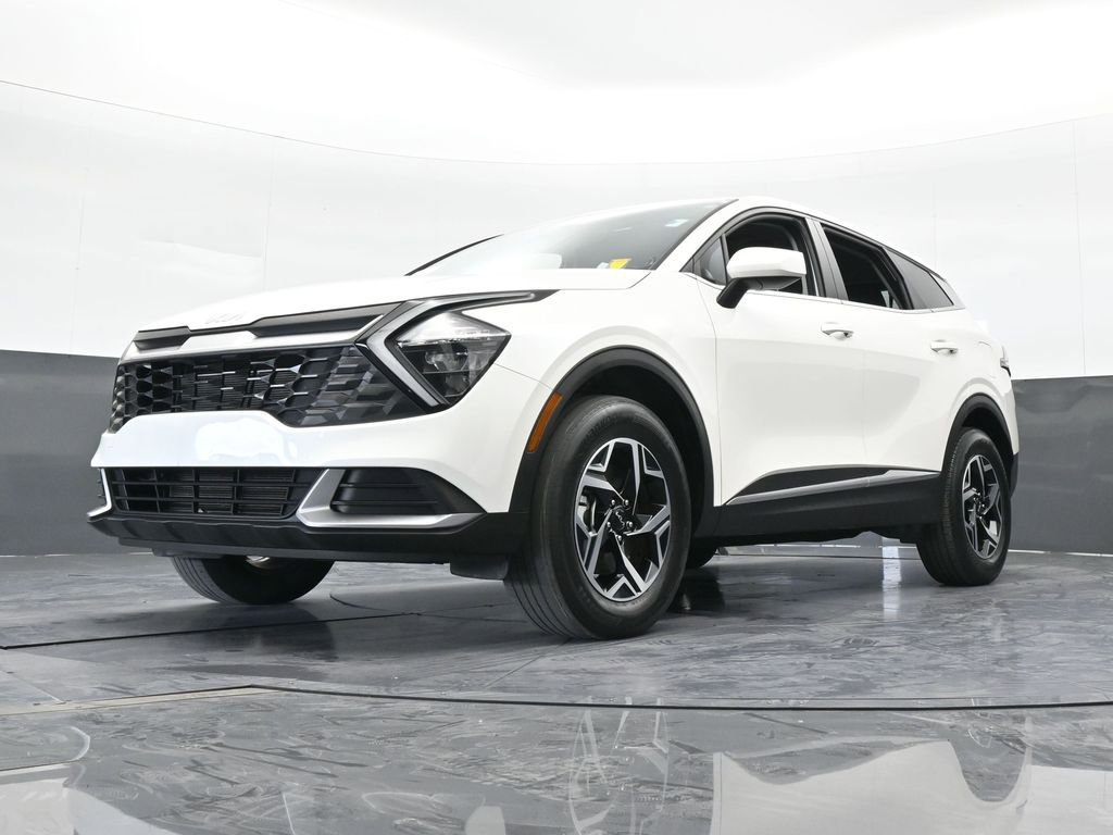 Used 2023 Kia Sportage LX image 53
