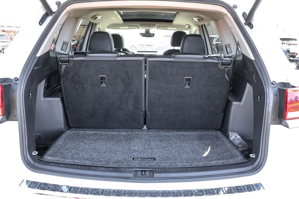 Used 2021 Volkswagen Atlas SEL Premium image 33